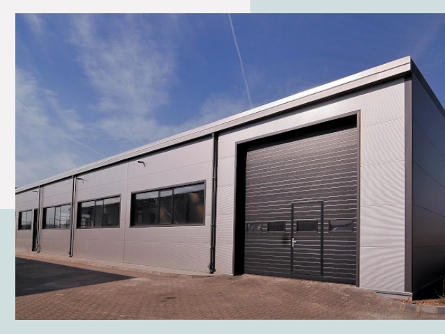 Быстровозводимые склады от СтальСтрой-Хбр по цене 617 руб.